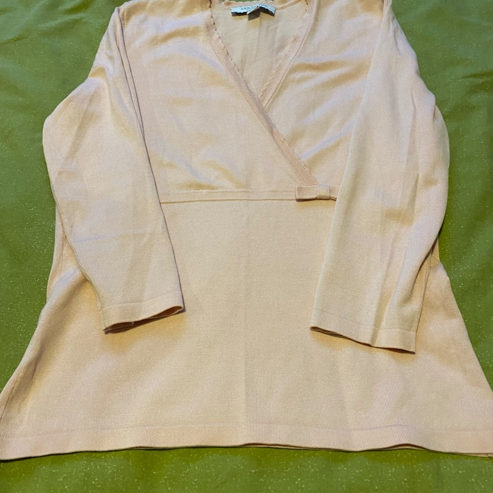 ANN TYLOR (Used But In Great Condition) Size SP